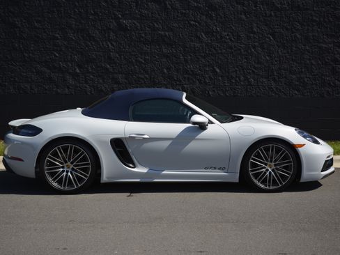 Certified 2024 Porsche 718 Boxster GTS RWD image 8