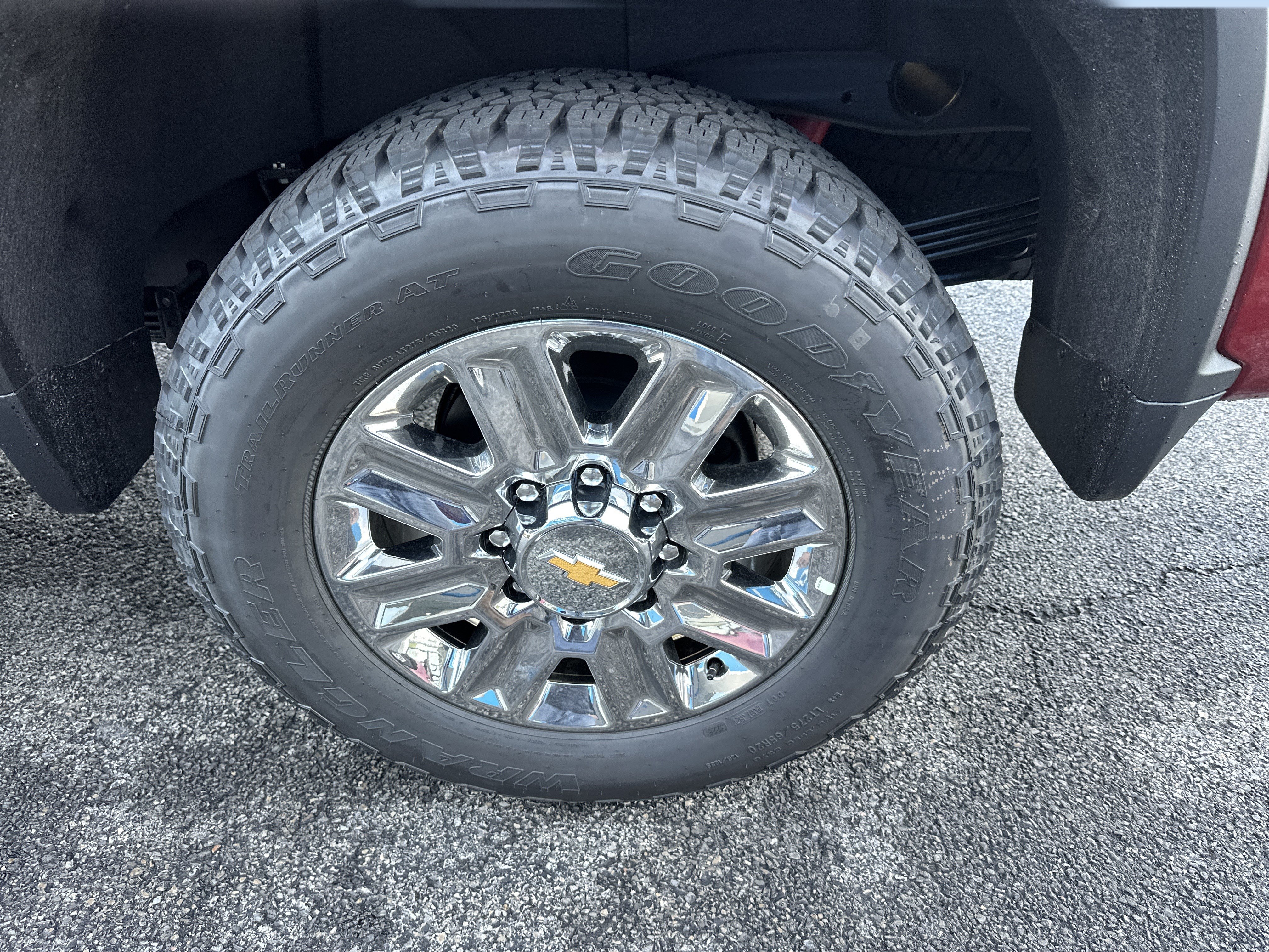 New 2026 Chevrolet Silverado 2500 High Country w/ High Country Premium Package AWD/4WD image 6