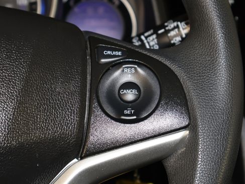 Used 2019 Honda Fit LX image 21