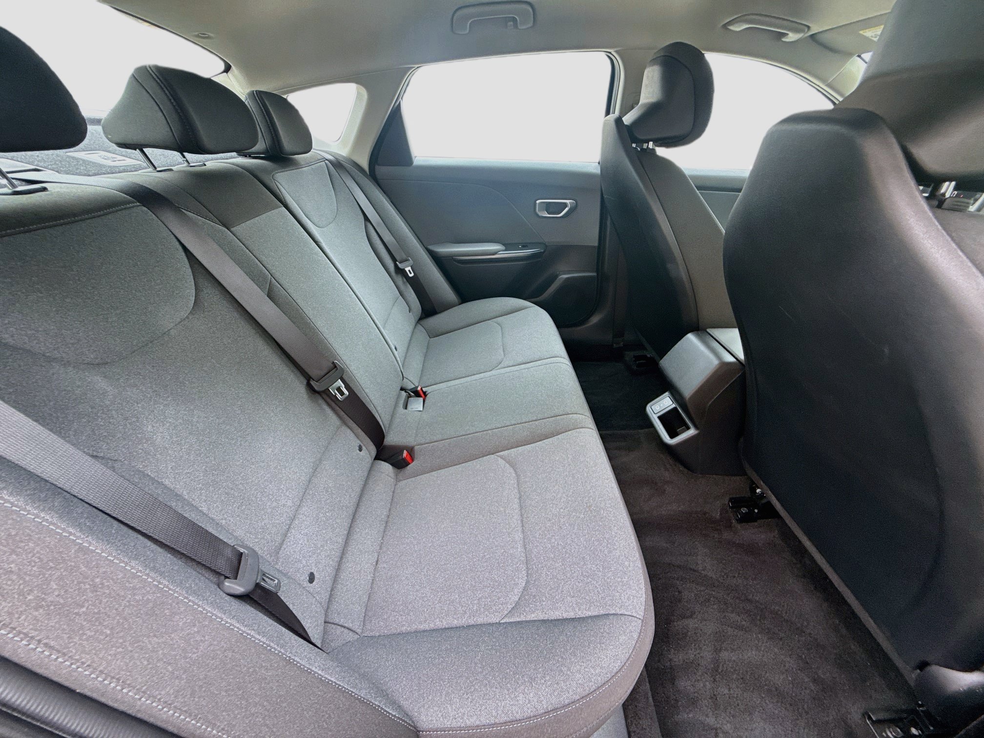 Used 2025 Kia K4 FWD image 27