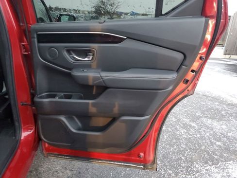 Certified 2023 Honda Pilot Touring image 32