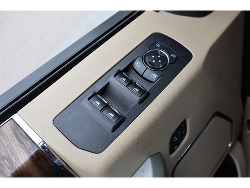 Used 2020 Ford F150 Lariat w/ Equipment Group 502A Luxury AWD/4WD image 36