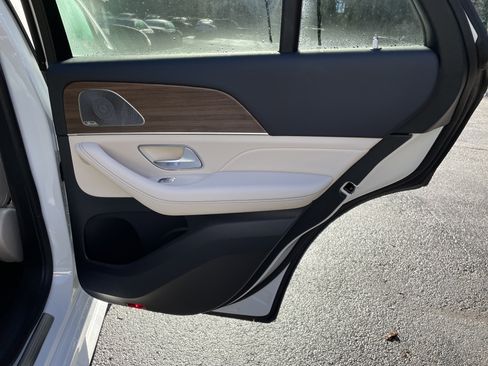 New 2026 Mercedes-Benz GLE 450 GLE 450 4MATIC Coupe image 38