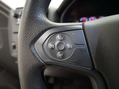 Used 2019 Chevrolet Silverado 1500 W/T AWD/4WD image 17
