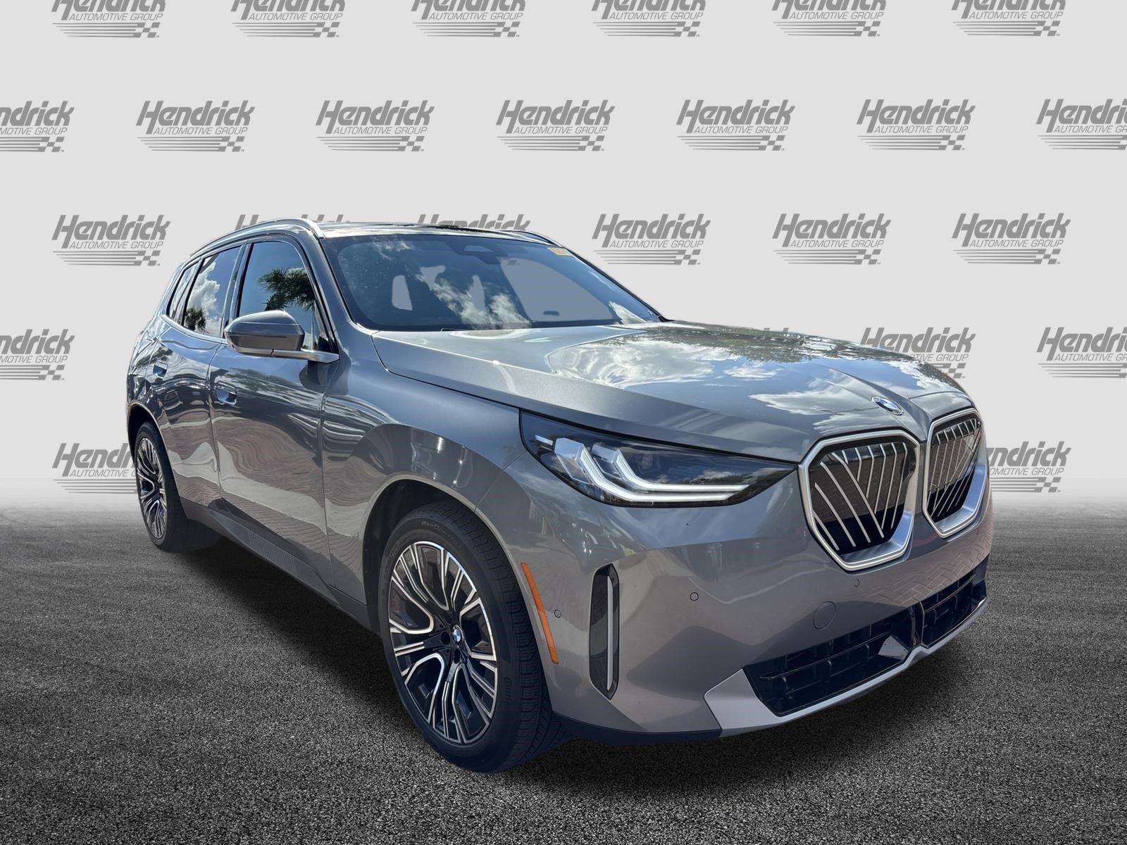 Used 2026 BMW X3 xDrive30i w/ Premium Package AWD/4WD image 2