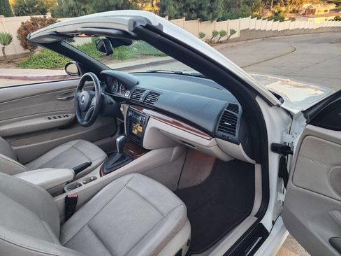 Used 2008 BMW 128i Convertible RWD image 21