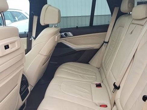 Used 2019 BMW X5 xDrive40i image 12