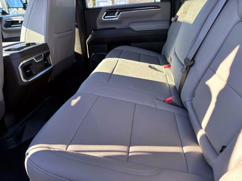 Certified 2024 Chevrolet Silverado 2500 LTZ w/ LTZ Premium Package image 16