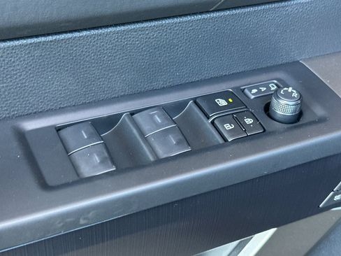 New 2026 Toyota Tundra Platinum AWD/4WD image 13