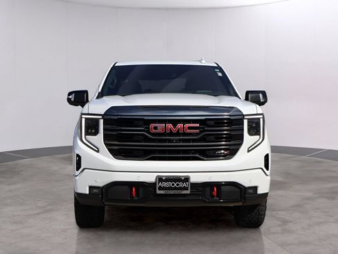 Used 2023 GMC Sierra 1500 AT4 w/ AT4 Premium Package AWD/4WD image 2