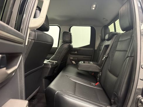 Used 2022 Toyota Tundra SR5 w/ SR5 Premium Package AWD/4WD image 17