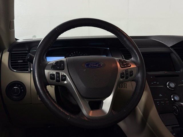 Used 2018 Ford Taurus SEL w/ Equipment Group 201A FWD image 21