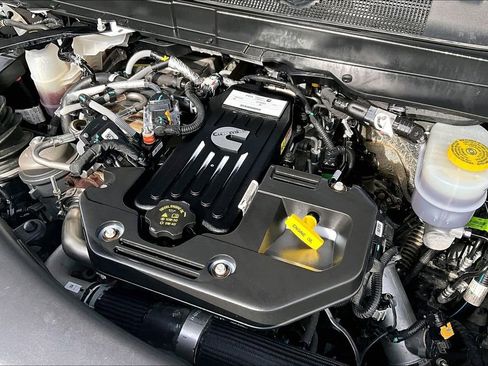 Used 2025 RAM 2500 Lone Star AWD/4WD image 35