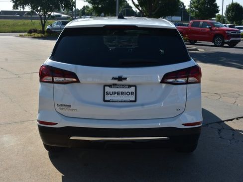 Used 2024 Chevrolet Equinox LT FWD image 6
