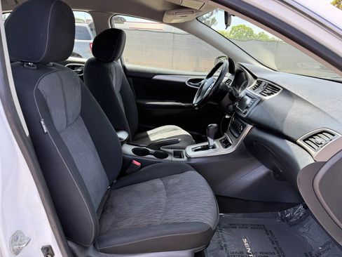 Used 2015 Nissan Sentra SV image 18