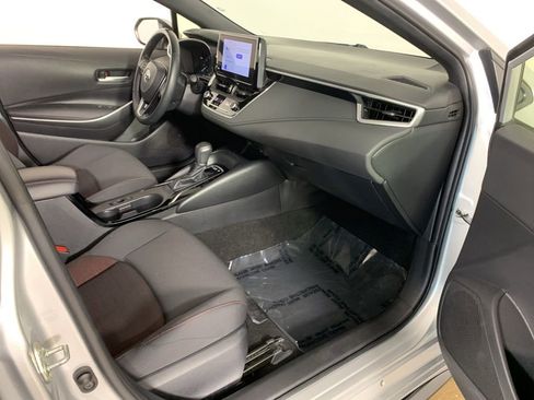 Used 2025 Toyota Corolla SE FWD image 37
