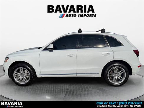 Used 2015 Audi Q5 2.0T Premium Plus w/ Technology Package AWD/4WD image 2