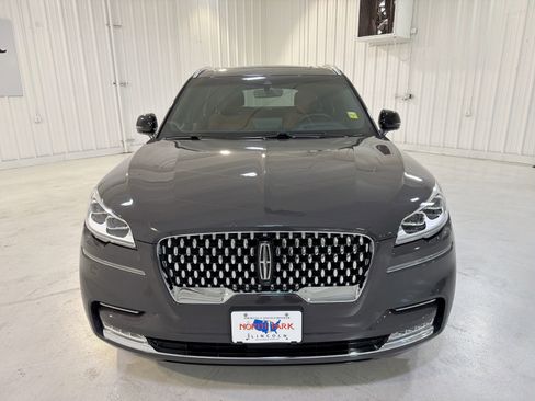 Used 2023 Lincoln Aviator Black Label w/ Dynamic Handling Package image 33