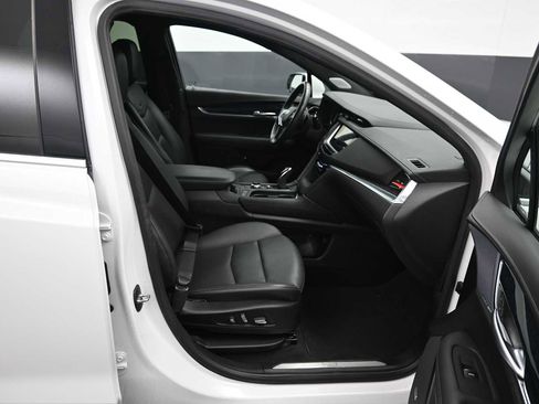 Used 2024 Cadillac XT5 Premium Luxury FWD image 12