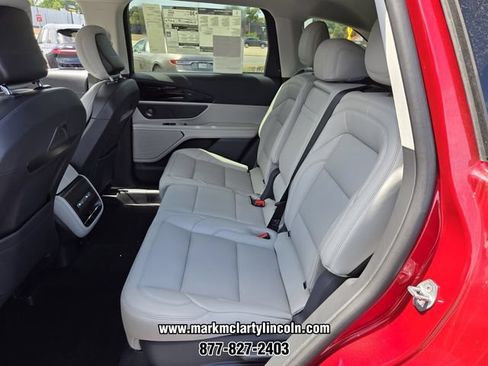 New 2026 Lincoln Nautilus Premier w/ Equipment Group 102A AWD/4WD image 9