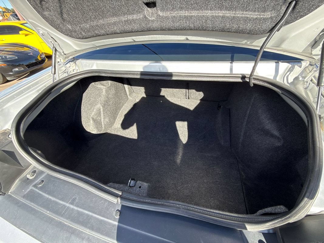 Used 2020 Dodge Challenger R/T RWD image 16