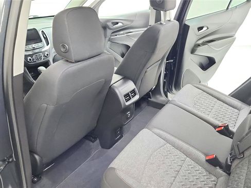 Used 2023 Chevrolet Equinox LT FWD image 16
