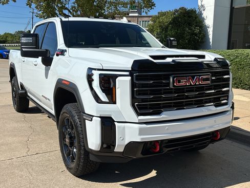 Used 2025 GMC Sierra 2500 AT4 w/ AT4 Premium Plus Package AWD/4WD image 1