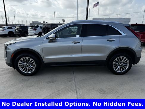 Used 2025 Cadillac XT4 Premium Luxury FWD image 5