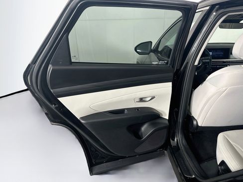 Used 2025 Hyundai Tucson SEL FWD image 25