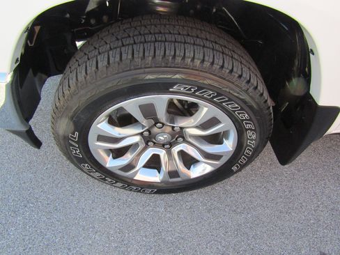 Used 2022 RAM 1500 Limited image 11