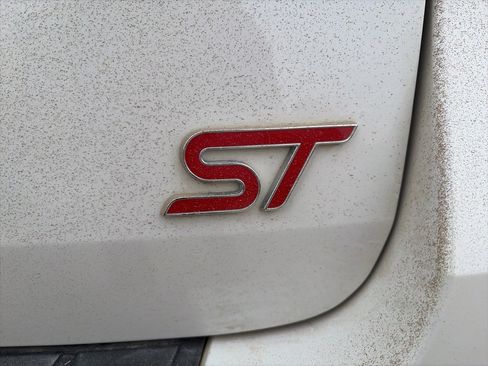 Used 2020 Ford Explorer ST w/ ST Street Pack image 12