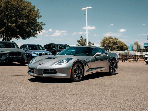 Used 2016 Chevrolet Corvette Stingray Coupe w/ Carbon Flash Badge Package RWD image 3