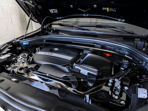 Certified 2025 BMW X2 xDrive28i w/ M Sport Package image 32