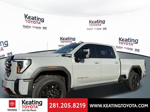 Used 2025 GMC Sierra 2500 AT4 w/ AT4 Preferred Package AWD/4WD image 8