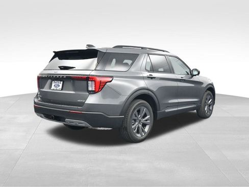 New 2025 Ford Explorer Active w/ Active Comfort Package image 7