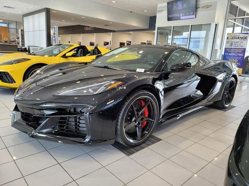 New 2025 Chevrolet Corvette E-Ray w/ ZER Performance Package image 3