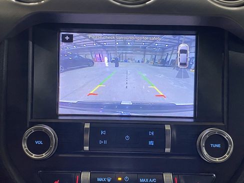 Used 2019 Ford Mustang Premium RWD image 5