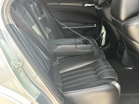 Used 2023 Chrysler 300 S image 17