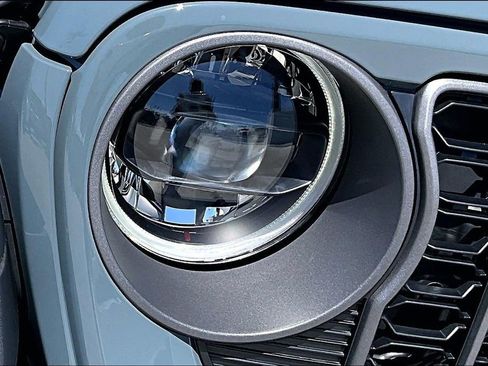 New 2026 Jeep Gladiator Sport image 29