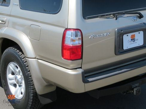 Used 2001 Toyota 4Runner Limited RWD image 16