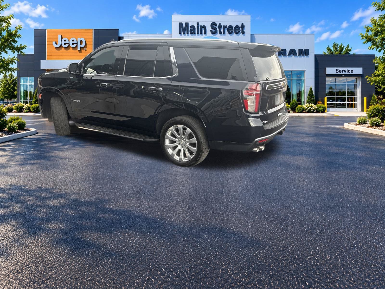 Used 2021 Chevrolet Tahoe Premier AWD/4WD image 4