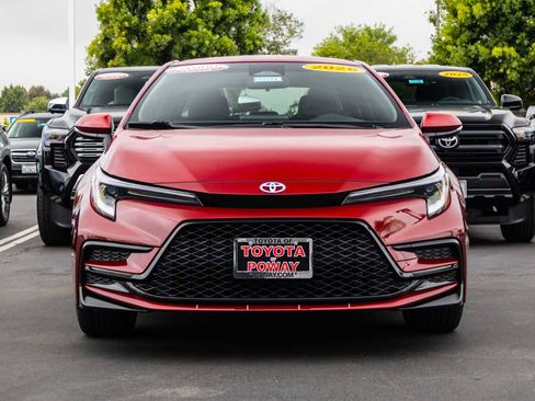 Certified 2026 Toyota Corolla SE FWD image 2