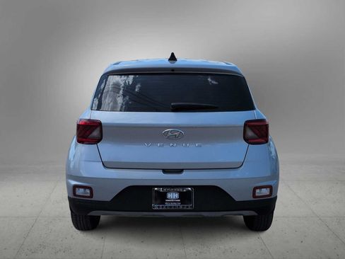 Certified 2021 Hyundai Venue SE FWD image 7