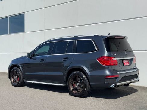 Used 2014 Mercedes-Benz GL 63 AMG 4MATIC image 5