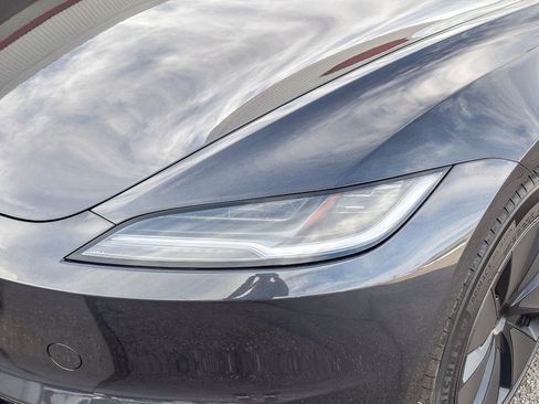 Used 2025 Tesla Model 3 Long Range RWD image 9