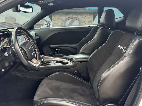 Used 2022 Dodge Challenger SRT Hellcat w/ Plus Package image 8