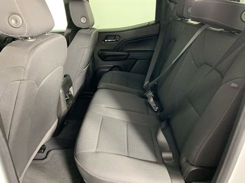 Used 2025 GMC Canyon Elevation w/ Convenience Package image 18