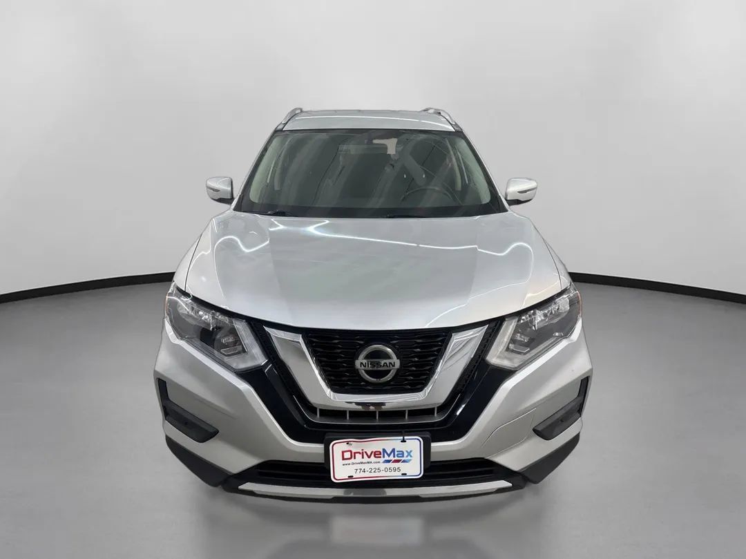 Used 2018 Nissan Rogue SV AWD/4WD image 2