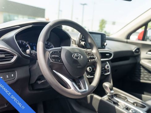 Used 2020 Hyundai Santa Fe SE image 18