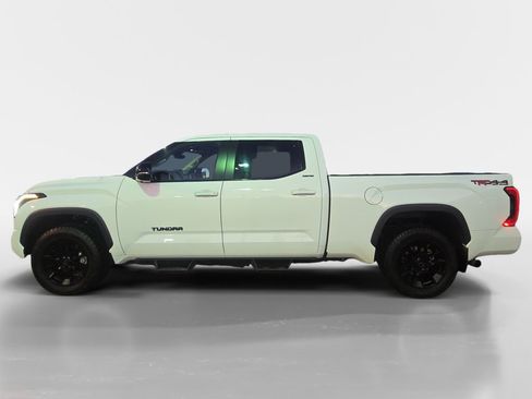 Used 2024 Toyota Tundra Limited image 2